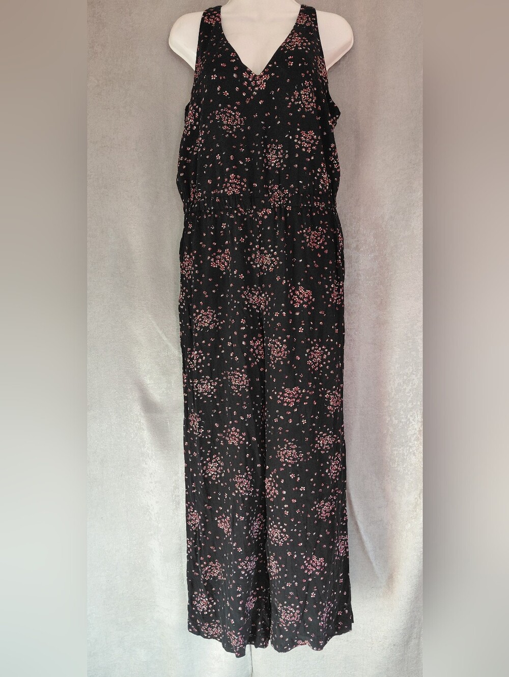 LOFT Ann Taylor Sleeveless Floral Wide Leg Jumpsuit - Black & Pink - Size M
